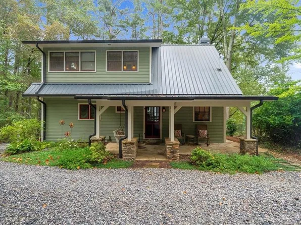 9195 Martin Ter, Gainesville, GA 30506