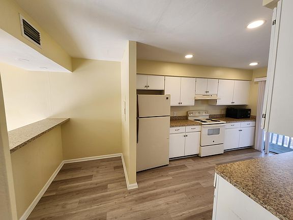 5th image of 122 Ocean Villas Way