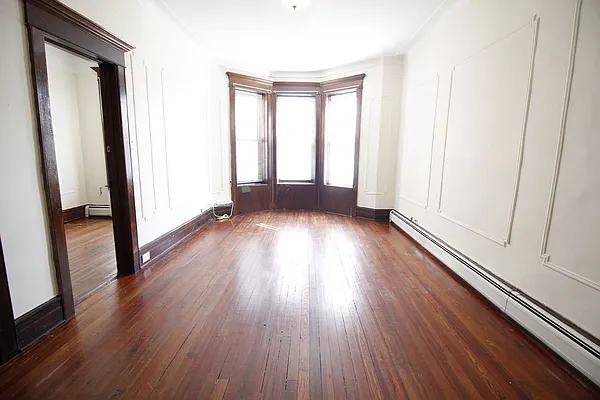 Rented by Realty Nerd | media 10