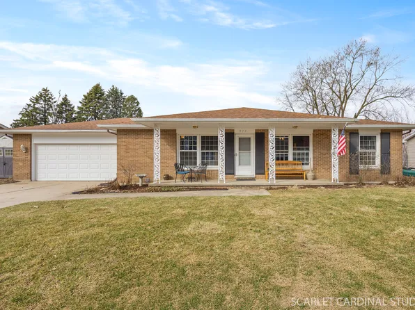 375 N Pine St, Waterman, IL 60556