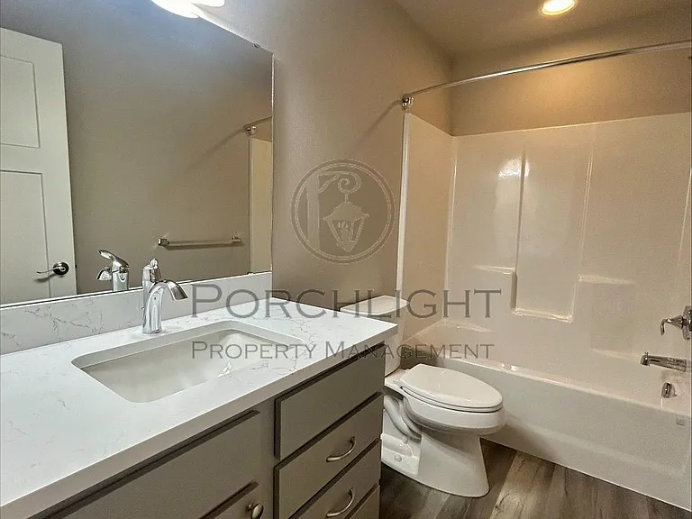 612 Mead Ave #A — Photo 9