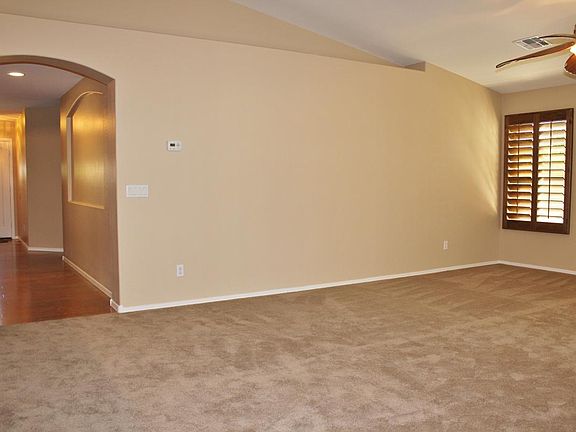 Entrance/Hallway
