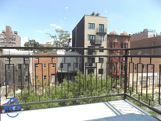 Rented by Blue Egg Realty Corp | media 11