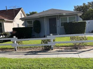 4352 6th St #4352, Riverside, CA 92501