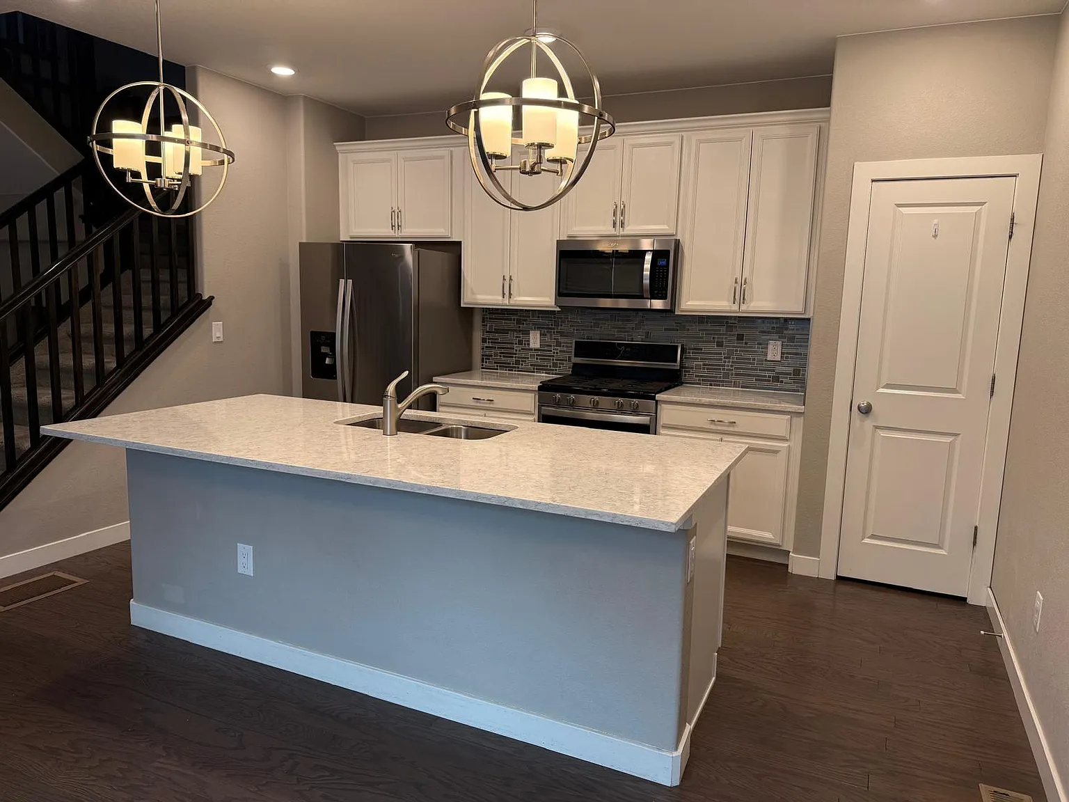 23121 E Jamison Dr — Photo 3
