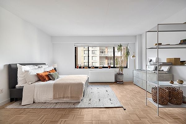 1st image of 200 E 87th St APT 12-F