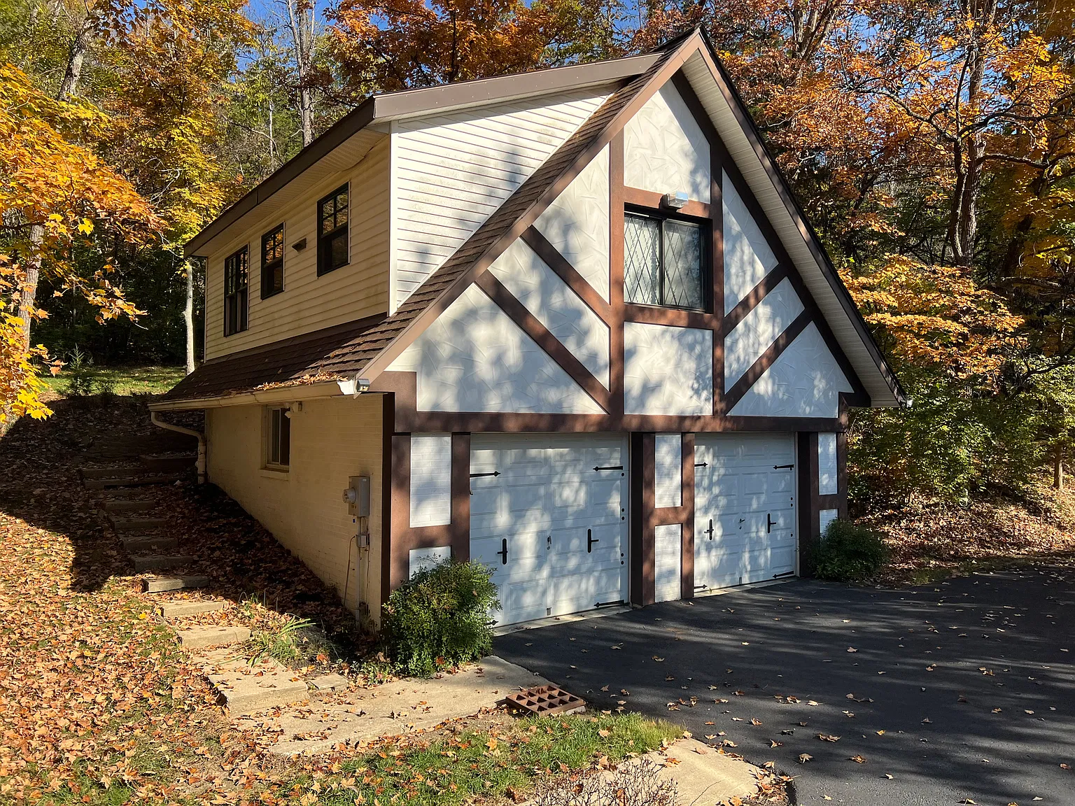 1 bed, 864 sqft, $1,050 — Photo 1