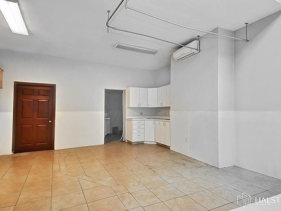 2nd image of 2364 Frederick Douglass Blvd Frnt 1
