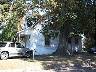 2nd image of 194 Clewis St