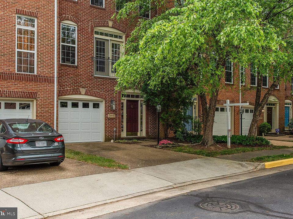 1st image of 13613 Acorn Hunt Pl