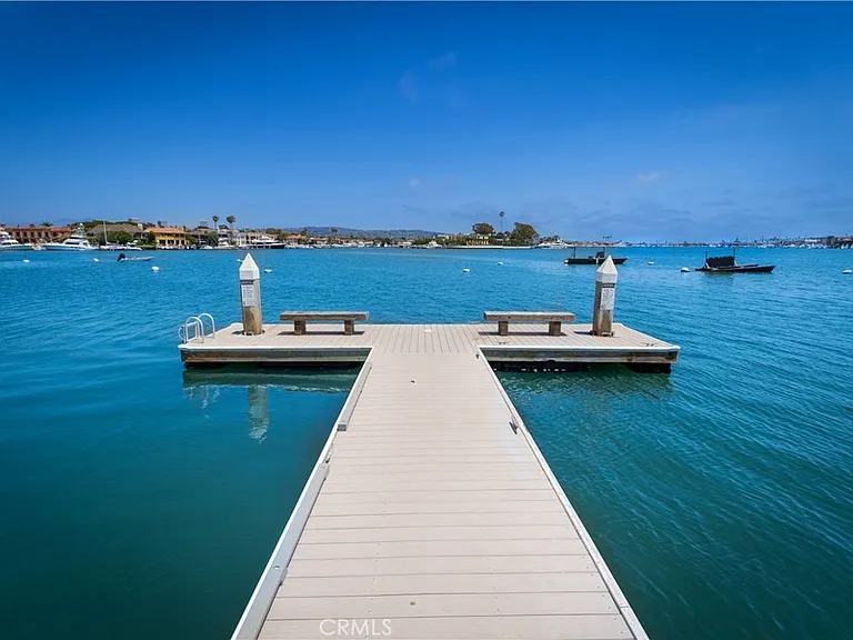 2732 Bayshore Dr — Photo 43