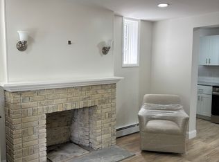 314 College Ave APT A, Lancaster, PA 17603