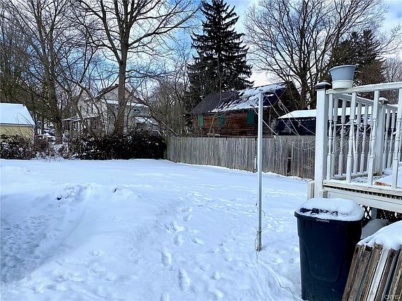 2nd image of 12 Rickard St