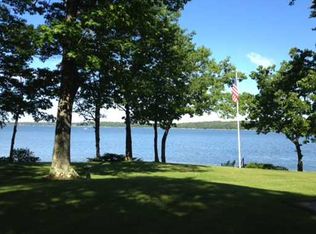 46 Cunningham Rd, Freeport, ME 04032