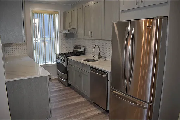 Rented by NY Space Finders Inc. | media 1