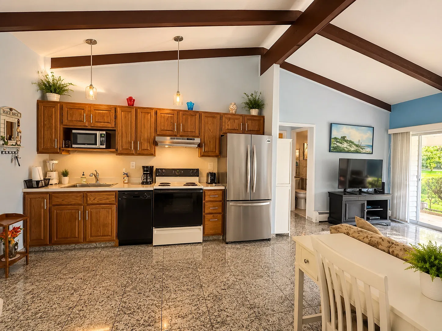 WHB Village Rental Available 1Bed 1Bath MD-LD 25k — Photo 3