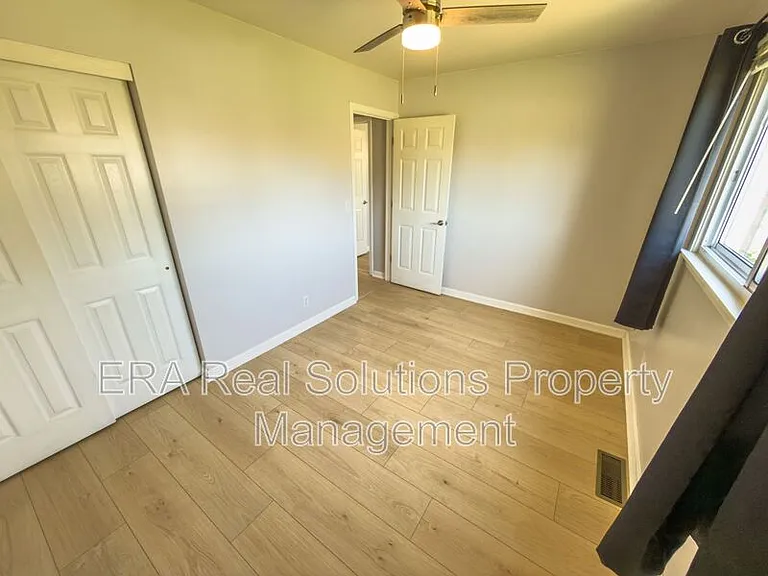715 McCormick Ln — Photo 20