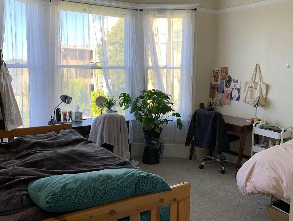 Back Right bedroom
