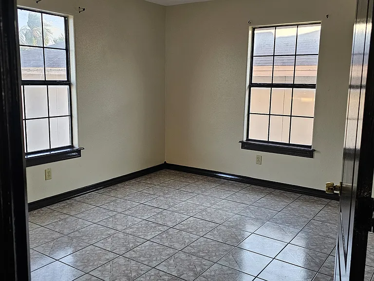 134 Alicante Dr #2 — Photo 1
