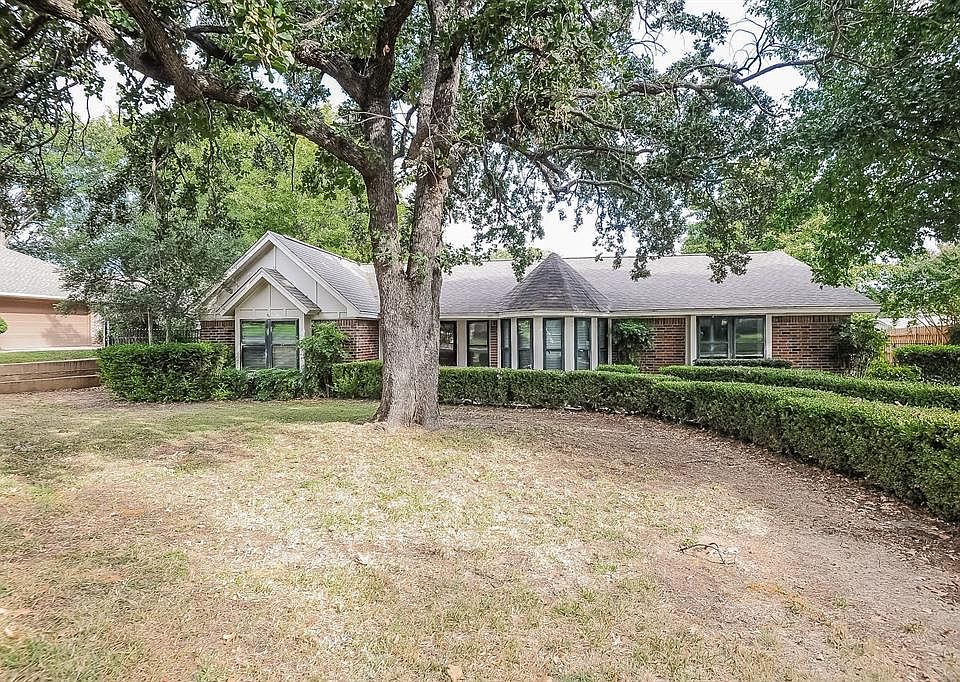 1st image of 7333 Wexford Ct