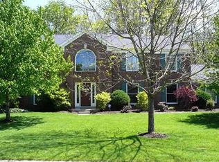 1194 Chaucer Pl, Maineville, OH