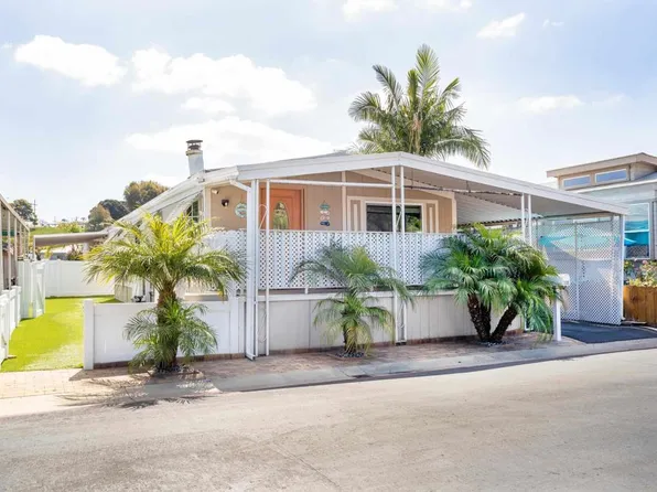 135 Beechwood Ln, Oceanside, CA 92054
