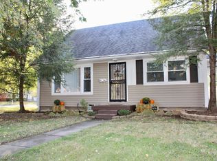 5404 Red Leaf Rd, Louisville, KY 40218