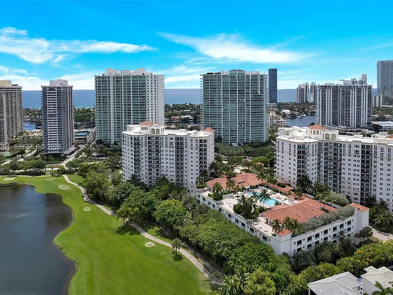20000 Country Club Dr #6 — Photo 3