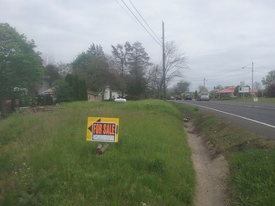 1st image of 313 And Old Dublin Pike.hilltown