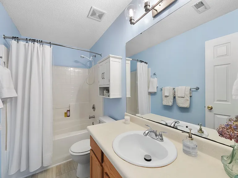 1204 Meadow Moss Ct — Photo 11
