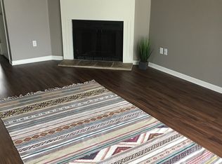 8533 N Main St, Kansas City, MO 64155