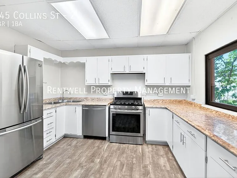 845 Collins St #2 — Photo 2