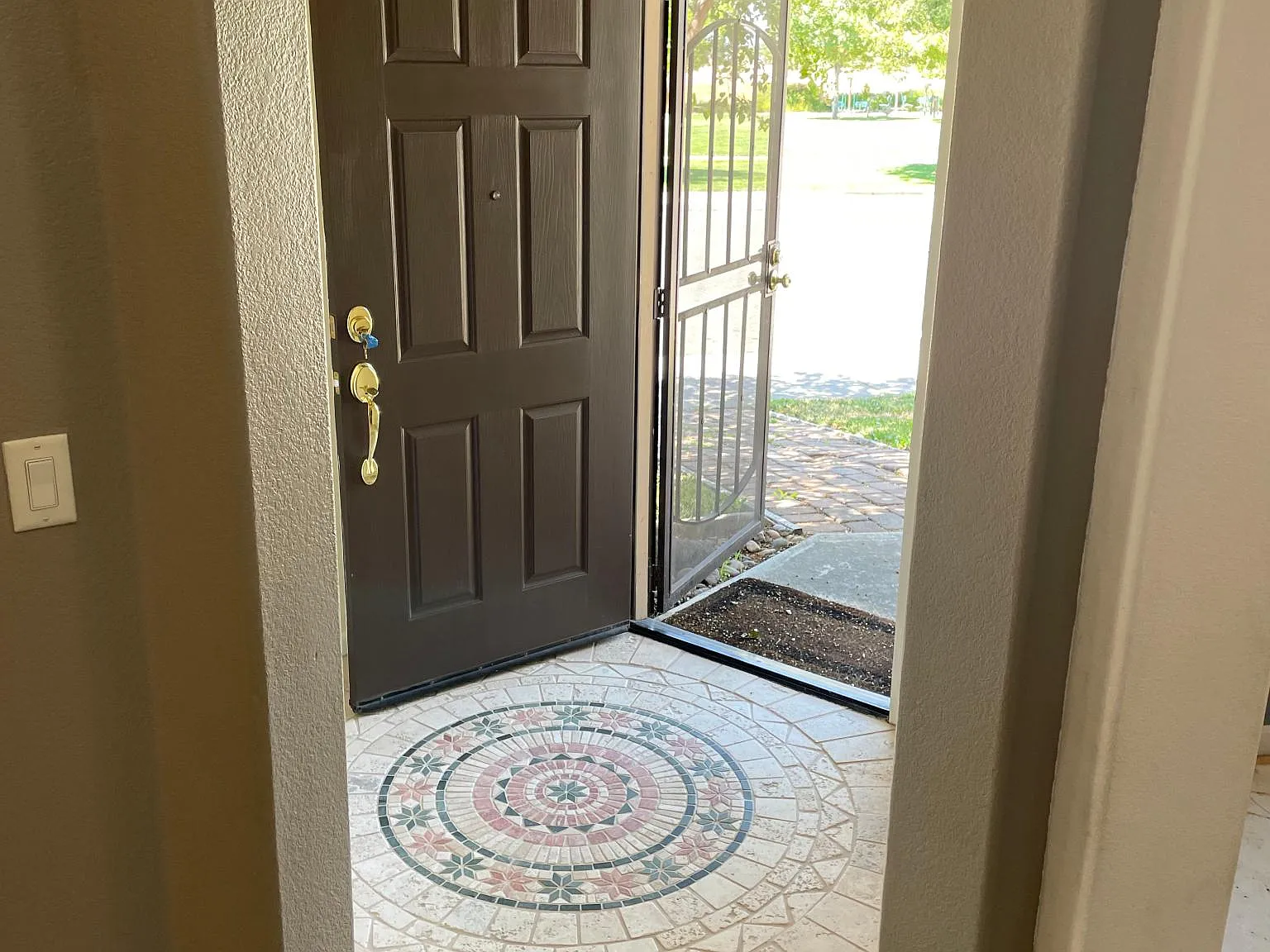 4 bed, 1712 sqft, $3,000 — Photo 4