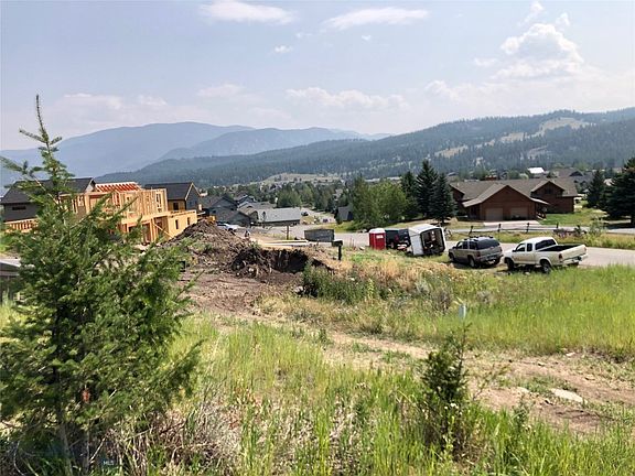 4th image of Big Pine Dr