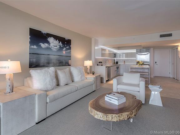 2nd image of 102 24th St APT 1227