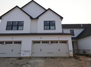 5722 Dutch Ln, Powell, OH 43065