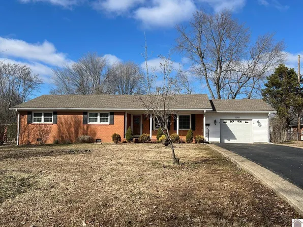 1002 Irene Ter, Murray, KY 42071