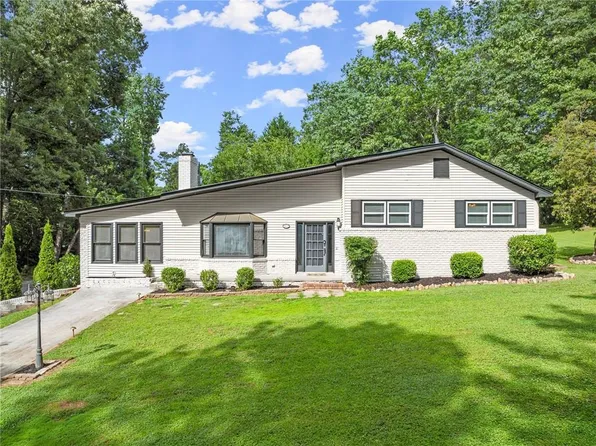 4609 Sequoia Cir, Oakwood, GA 30566