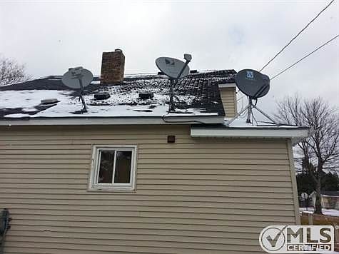 5th image of 235 N Elm St