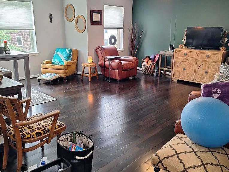 1230 Holbrook Ter NE — Photo 5