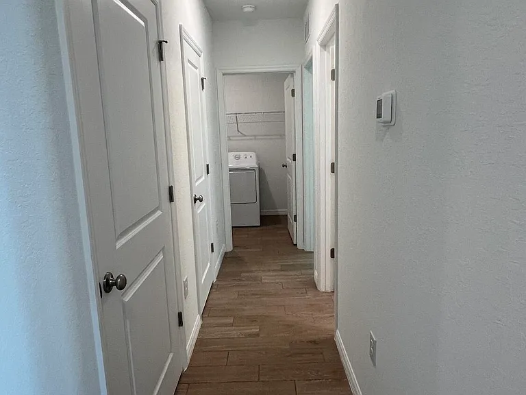 1782 SW Bayshore Blvd — Photo 20