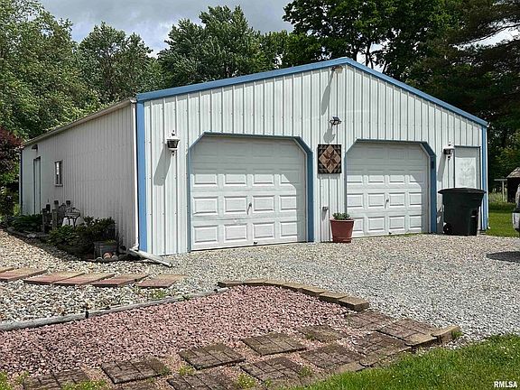 4th image of 17737 Four Mile Ln