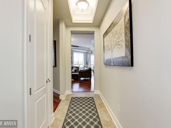 3rd image of 1915 Towne Centre Blvd Unit 203