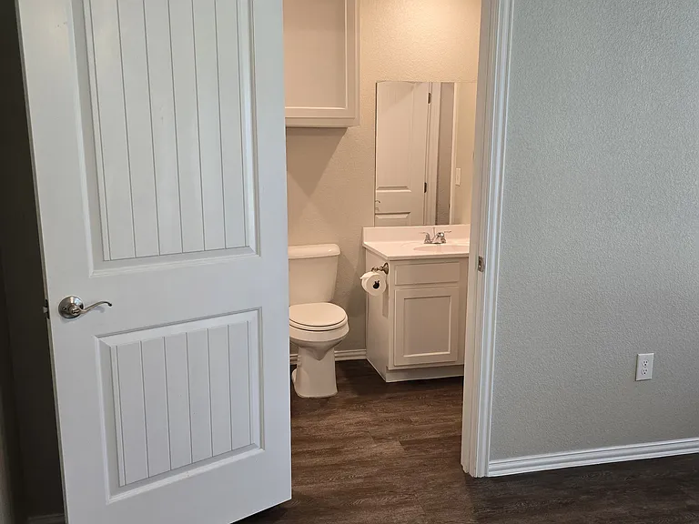 509 E McCurtain Ave #509 — Photo 8