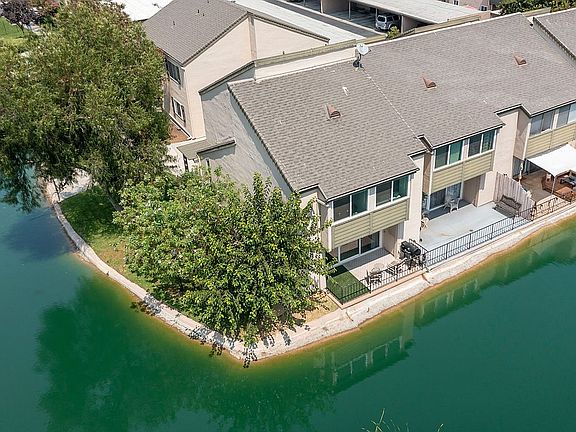5th image of 24430 Nicklaus Dr Unit L4