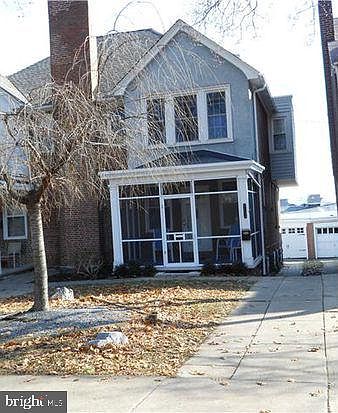 1st image of 1122 N Bancroft Pkwy
