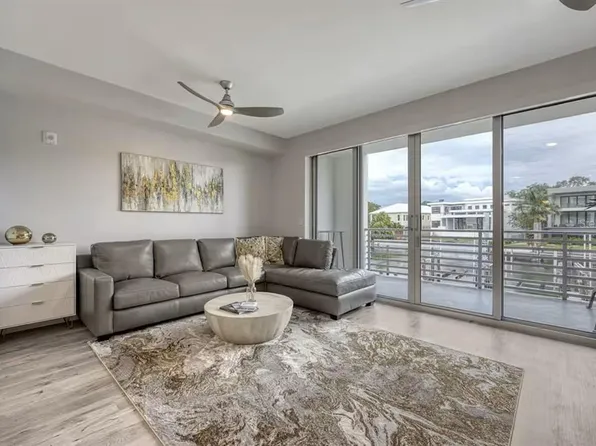 1709 Tamiami Trl Unit 220, Sarasota, FL 34234