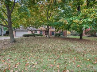 7408 Cathedral Dr, Bloomfield Hills, MI 48301
