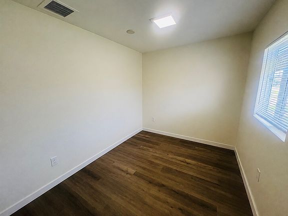 4th image of 2203 McKinley St #C