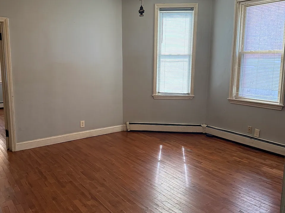 123 Putnam St #1